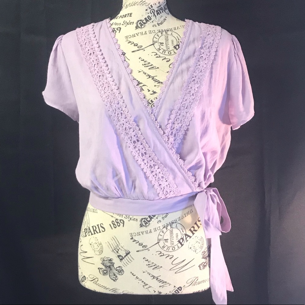 E&M Lavender Orchid Purple Wrap Crop Top Large
